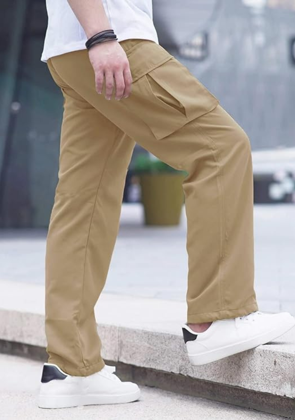 Men cargo pants with multiple pockets